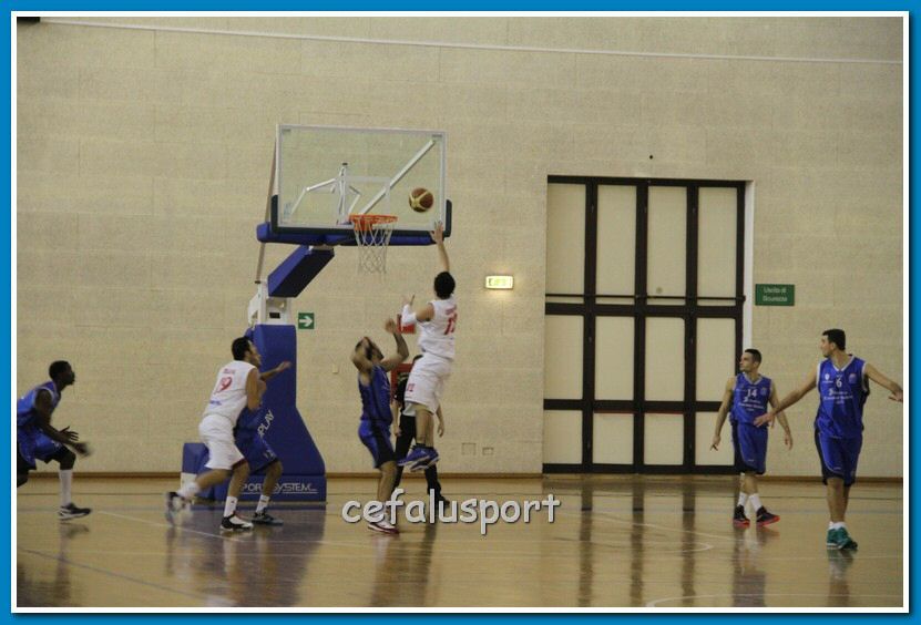 121223 Aquila 146_tn.jpg